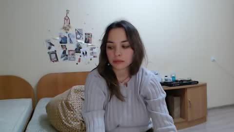 Snapshot of cute_labuba chatting on 22, 11, 2025 labubu D online show from 22, 11, 2025