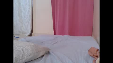 Snapshot of cute_lizah chatting on 13, 2, 2025 cute_lizah online show from 13, 2, 2025