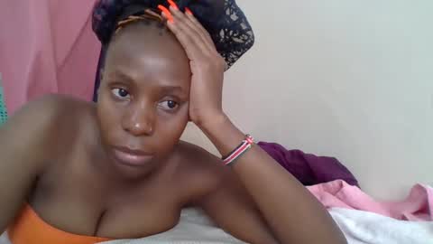 Snapshot of cute_lizah chatting on 25, 2, 2025 cute_lizah online show from 25, 2, 2025
