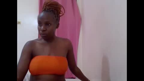 Snapshot of cute_lizah chatting on 26, 2, 2025 cute_lizah online show from 26, 2, 2025