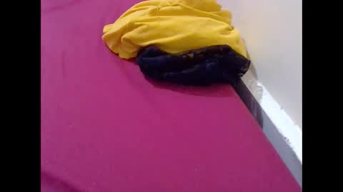 Snapshot of cute_lizah chatting on 11, 10, 2025 cute_lizah online show from 11, 10, 2025