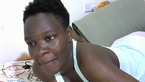 Snapshot of cute_marion chatting on 19, 10, 2025 cute_marion online show from 19, 10, 2025