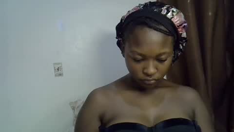 Snapshot of cute_melissa1 chatting on 19, 6, 2026 cute_melissa1 online show from 19, 6, 2026