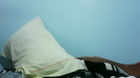 cute_roxie online show from 9, 2, 2025