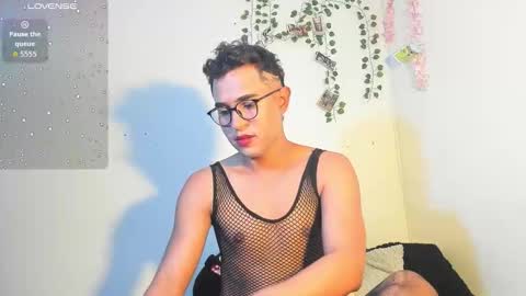 Snapshot of cute_sammy_1 chatting on 24, 9, 2025 cute_sammy_1 online show from 24, 9, 2025