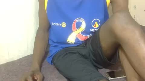 Snapshot of cute_sexybitch22 chatting on 13, 12, 2025 titus online show from 13, 12, 2025