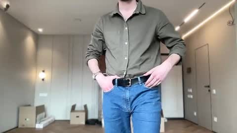 cute_skywalker online show from 10, 5, 2026
