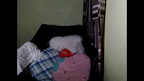 Snapshot of cute_slut09 chatting on 12, 2, 2026 Mimi online show from 12, 2, 2026