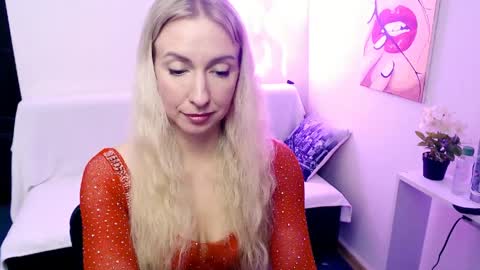 cute_smile_shy online show from 31, 3, 2026