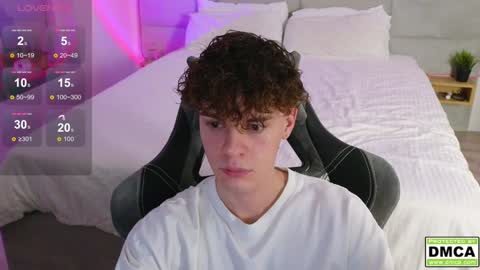 Snapshot of cute_thomas chatting on 2, 12, 2024 Thomas - online show from 2, 12, 2024