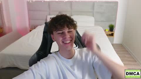 Snapshot of cute_thomas chatting on 16, 12, 2024 Thomas - online show from 16, 12, 2024