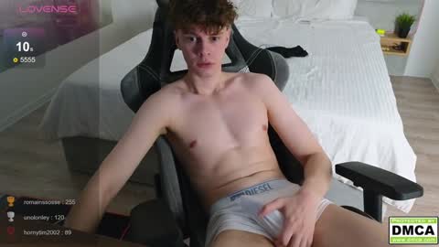 Snapshot of cute_thomas chatting on 21, 12, 2024 Thomas - online show from 21, 12, 2024