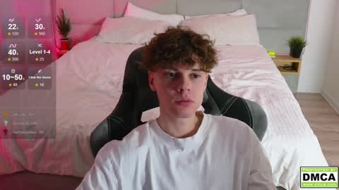 Snapshot of cute_thomas chatting on 3, 2, 2025 Thomas - online show from 3, 2, 2025