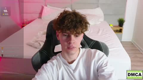 Snapshot of cute_thomas chatting on 5, 2, 2025 Thomas - online show from 5, 2, 2025