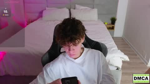 Snapshot of cute_thomas chatting on 10, 2, 2025 Thomas - online show from 10, 2, 2025