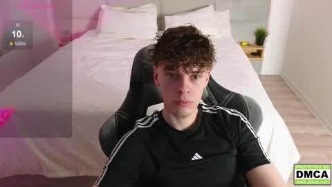 Snapshot of cute_thomas chatting on 20, 2, 2025 Thomas - online show from 20, 2, 2025