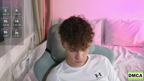 Snapshot of cute_thomas chatting on 9, 10, 2025 Thomas - online show from 9, 10, 2025