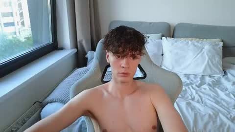 Snapshot of cute_thomas chatting on 16, 6, 2026 Thomas - online show from 16, 6, 2026