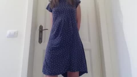 Snapshot of cuteangelx chatting on 24, 9, 2025 Anne-Marie online show from 24, 9, 2025