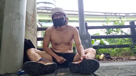 Snapshot of cuteboys3303 chatting on 4, 11, 2025 cuteboys3303 online show from 4, 11, 2025