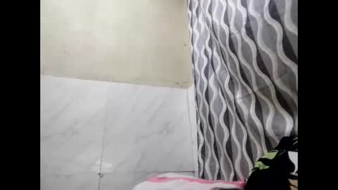 Snapshot of cutechey06 chatting on 5, 12, 2025 Sky online show from 5, 12, 2025