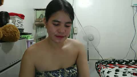 Snapshot of cutecindy2000 chatting on 14, 12, 2025 cutecindy2000 online show from 14, 12, 2025