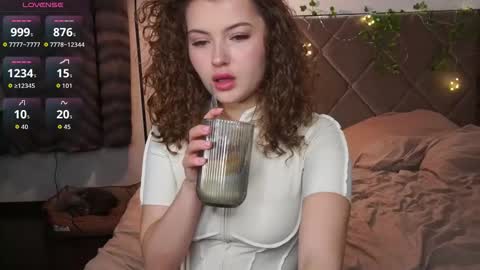 Snapshot of cutecurlysue chatting on 18, 2, 2026 Dasha online show from 18, 2, 2026