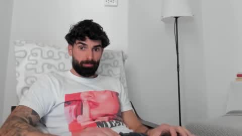 Snapshot of cuteeboy chatting on 8, 3, 2026 cuteeboy online show from 8, 3, 2026