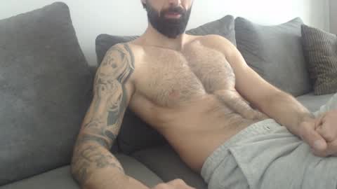 Snapshot of cuteeboy chatting on 6, 4, 2026 cuteeboy online show from 6, 4, 2026