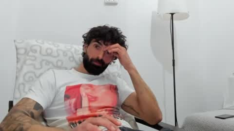 Snapshot of cuteeboy chatting on 1, 5, 2026 cuteeboy online show from 1, 5, 2026