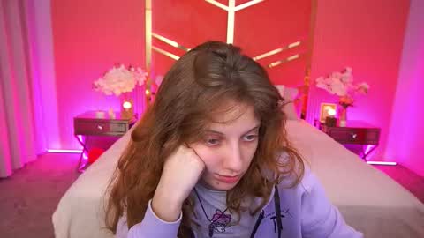 Snapshot of cuteefoxy chatting on 17, 12, 2025 Foxy online show from 17, 12, 2025