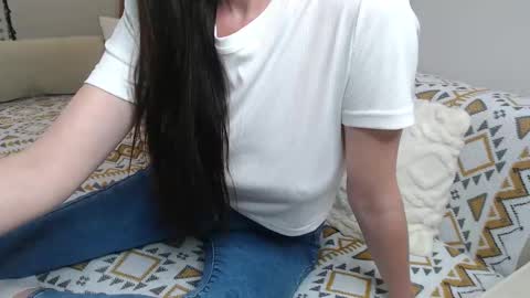 Snapshot of cuteemouse chatting on 21, 5, 2026 Anna online show from 21, 5, 2026