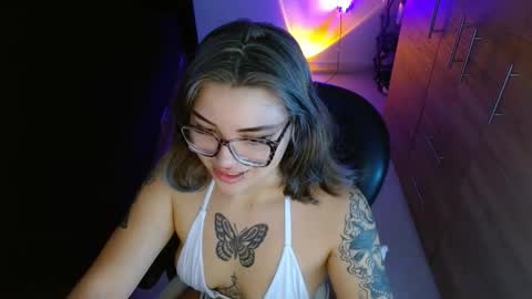isabella online show from 17, 2, 2026