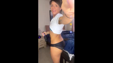 cutekarii online show from 1, 11, 2025