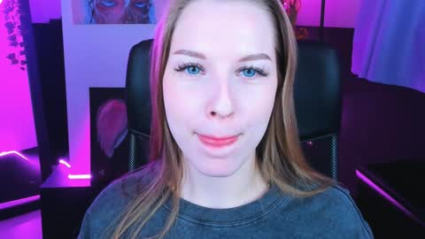 Rina online show from 12, 12, 2024