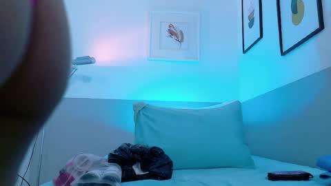 Snapshot of cutepetitee chatting on 15, 5, 2026 cutepetitee online show from 15, 5, 2026