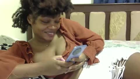 Snapshot of cutermilly chatting on 6, 12, 2024 cutermilly online show from 6, 12, 2024