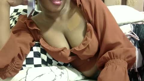 Snapshot of cutermilly chatting on 24, 12, 2024 cutermilly online show from 24, 12, 2024