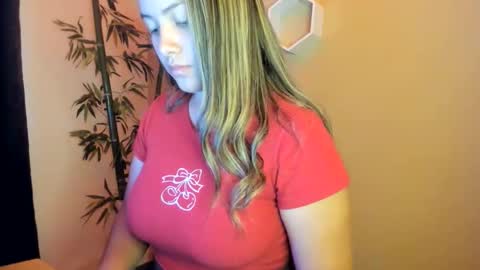 cutesamantha_ online show from 26, 5, 2026