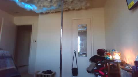 mary mack online show from 28, 2, 2025