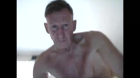 cutewhitebutt online show from 27, 12, 2024