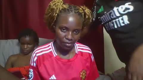 Snapshot of cutey_lunar chatting on 27, 2, 2025 cutey_lunar online show from 27, 2, 2025