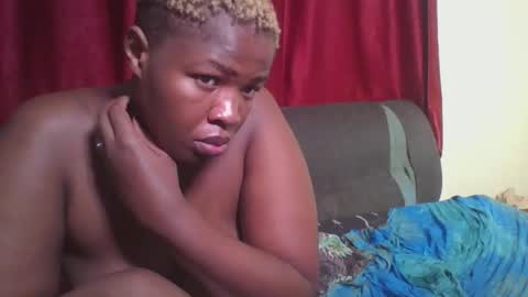 Snapshot of cutey_mellanin chatting on 11, 2, 2025 cutey_mellanin online show from 11, 2, 2025