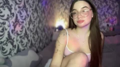 Snapshot of cuteyaji chatting on 8, 11, 2025 CuteAnn online show from 8, 11, 2025