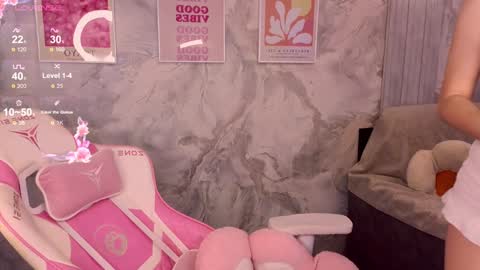 HelloMy name Eva online show from 31, 1, 2025