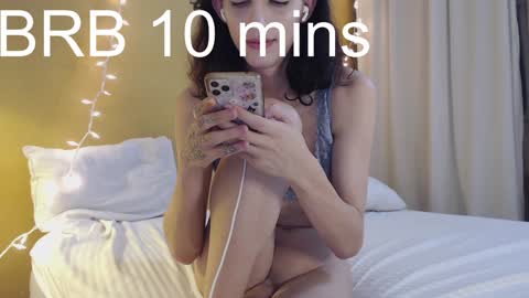 Snapshot of cutie_lilliana chatting on 2, 12, 2024 Lilliana or Lil 3 online show from 2, 12, 2024