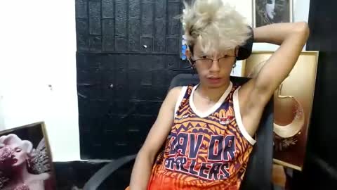 Snapshot of cutie_mico chatting on 9, 3, 2025 cutie_mico online show from 9, 3, 2025