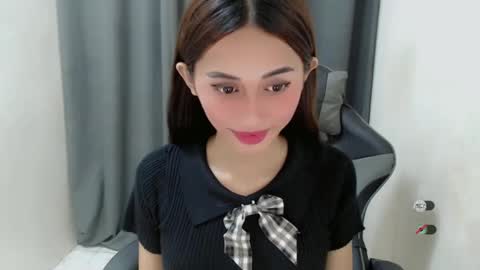 cutie_mitcha online show from 15, 2, 2025
