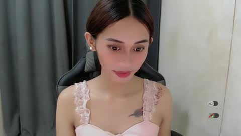 cutie_mitcha online show from 23, 2, 2025