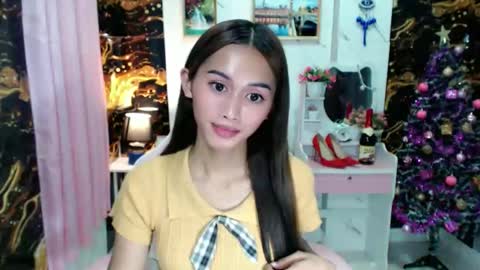 cutie_mitcha online show from 18, 10, 2025